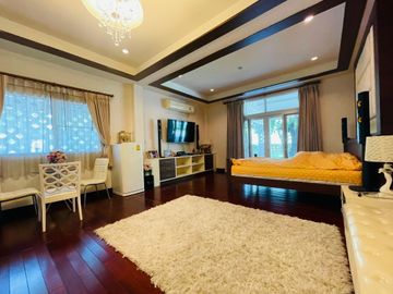 5 Bedroom House for sale at The Urbana 1