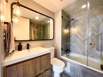 Departamento en Venta en Isidora Goyenechea, El Golf