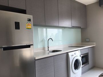 1 Bedroom Condo for sale at Rhythm Sukhumvit 36-38