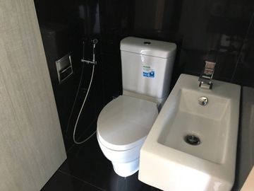 1 Bedroom Condo for sale at Rhythm Sukhumvit 36-38