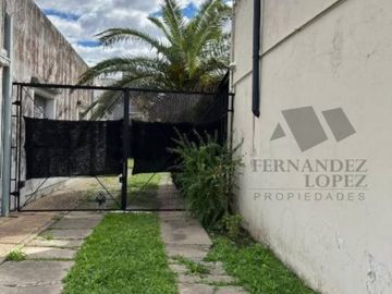 Casa en venta en Quilmes Oeste