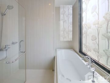 2 Bedroom Condo for rent at Villa Asoke