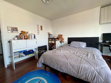 OPORTUNIDAD!!!!!!! Amplio y luminoso  departamento duplex  con una vista privilegiada