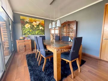 OPORTUNIDAD!!!!!!! Amplio y luminoso  departamento duplex  con una vista privilegiada