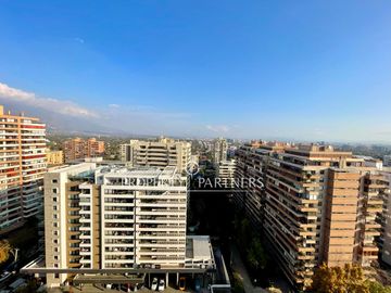 OPORTUNIDAD!!!!!!! Amplio y luminoso  departamento duplex  con una vista privilegiada
