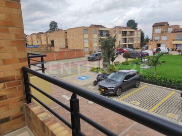 VENTA DE LINDA CASA CAMPESTRE VIA MOSQUERA