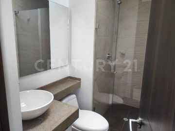VENTA DE LINDA CASA CAMPESTRE VIA MOSQUERA