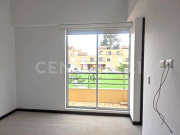 VENTA DE LINDA CASA CAMPESTRE VIA MOSQUERA