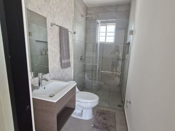 CASA EN VENTA APODACA