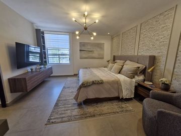 CASA EN VENTA APODACA