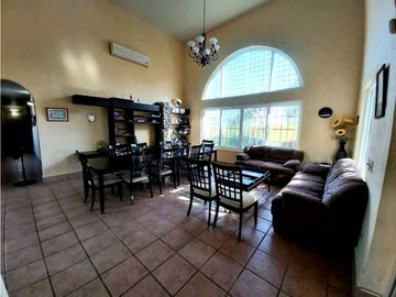 Venta de Casa en Coronado