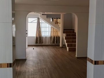 Casa en venta en Tecámac Centro, San Martín Azcatepec.