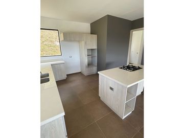 Se vende finca independiente en el carmen de Viboral se entrega rentan