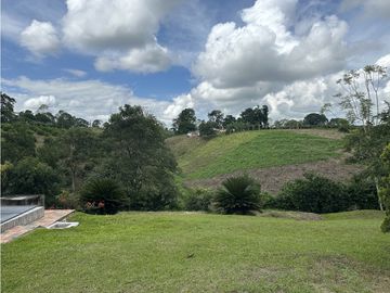 Se Vende Finca Productiva En Pueblo Tapao Cerca Al Parque Del Cafe