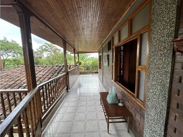 Se Vende Finca Productiva En Pueblo Tapao Cerca Al Parque Del Cafe