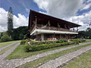 Se Vende Finca Productiva En Pueblo Tapao Cerca Al Parque Del Cafe