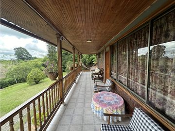 Se Vende Finca Productiva En Pueblo Tapao Cerca Al Parque Del Cafe