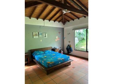 VENTA HERMOSA FINCA EN COPACABANA