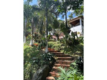 VENTA HERMOSA FINCA EN COPACABANA