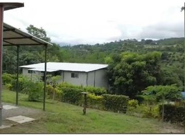 Finca en venta en La Mesa, Cundinamarca