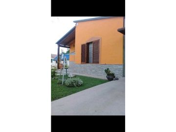 VENDO CHALET MS DEPARTAMENTO