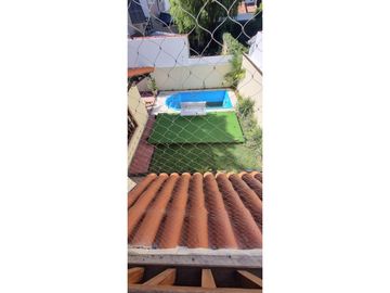 CHALET  EN SAN  GERONIMO  IMPECABLE 4 AMB.