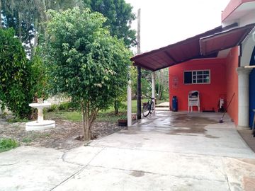 Venta residencia con amplio terreno en Sitpach Norte de  Yucatan