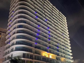 Departamento en SLS Bahia Beach Residences