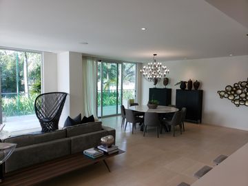 Departamento en SLS Bahia Beach Residences
