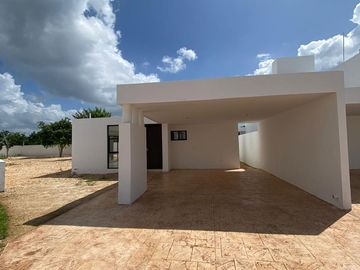PRIVADA BOTÁNICO CONKAL MOD. 186 || EXCELENTES RESIDENCIAS EN VENTA, MUY BIEN UBICADAS AL NORTE DE LA CIUDAD EN PRIVADA