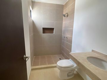 PRIVADA BOTÁNICO CONKAL MOD. 186 || EXCELENTES RESIDENCIAS EN VENTA, MUY BIEN UBICADAS AL NORTE DE LA CIUDAD EN PRIVADA