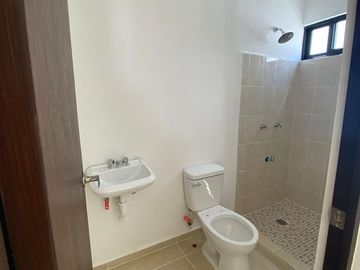 PRIVADA BOTÁNICO CONKAL MOD. 186 || EXCELENTES RESIDENCIAS EN VENTA, MUY BIEN UBICADAS AL NORTE DE LA CIUDAD EN PRIVADA