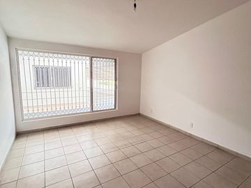 Casa en  venta en jardines del sol