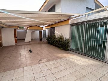 Casa en  venta en jardines del sol