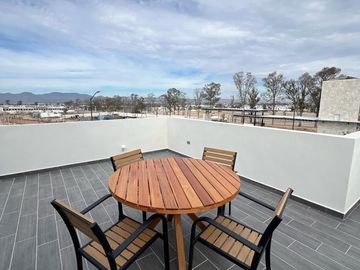 Casa en Rancho Santa Mónica