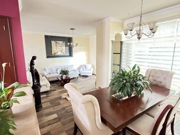 casa en venta en bugambilias