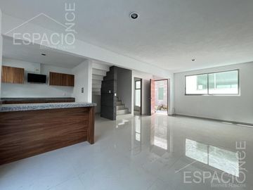 Casa en condominio - Lomas de Trujillo