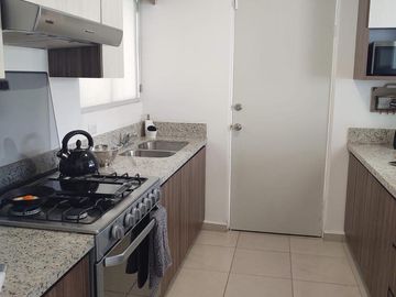 Residencia  Nueva en Venta al Poniente Saltillo