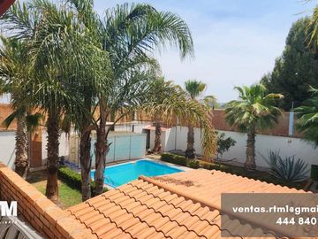 Se vende casa de campo en real del potosi