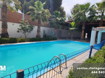 Se vende casa de campo en real del potosi