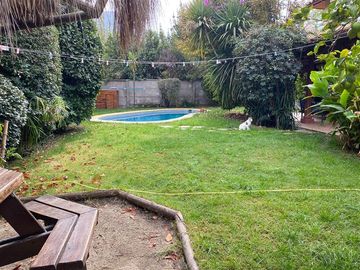 Casa en Venta en Cercano a Colegio San Francisco Javier