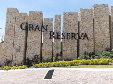 CASA EN VENTA EN LOMA DE LA GRAN RESERVA EN LOMAS DE ANGELÓPOLIS