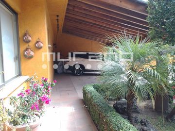 Casa Venta en Condominio Cuajimalpa en cerrada.