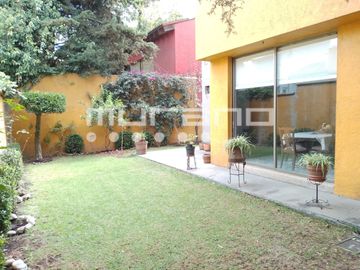 Casa Venta en Condominio Cuajimalpa en cerrada.
