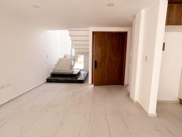 CASAS EN PREVENTAEN FRACCIONAMIENTO ALTANA, ZONA SAN ANDRÉS CHOLULA