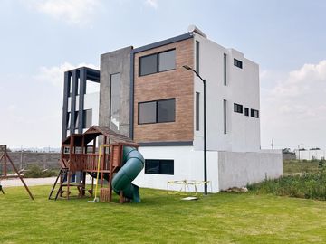 CASAS EN PREVENTAEN FRACCIONAMIENTO ALTANA, ZONA SAN ANDRÉS CHOLULA
