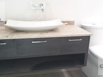 Casa de LUJO en VENTA! CONDESA JURIQUILLA - EXCELENTES ACABADOS  FR