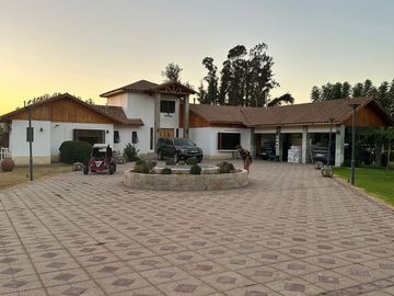 Venta Casa 4D/7B - Isla de Maipo