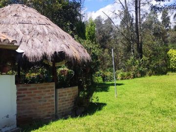 En Venta propiedad Campestre 2482m2 sector La Merced