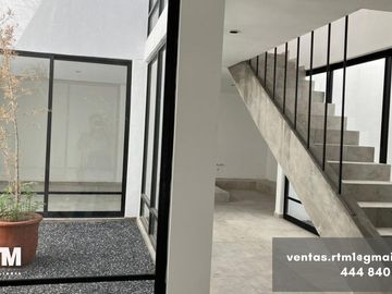 SE VENDE CASA EN FORJA REAL